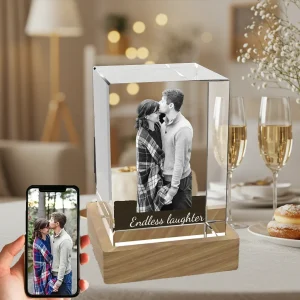 A vertical rectangular 3D photo crystal, customizable with a child's portrait or family photo, as an ideal keepsake for a Baptism or First Communion celebration.